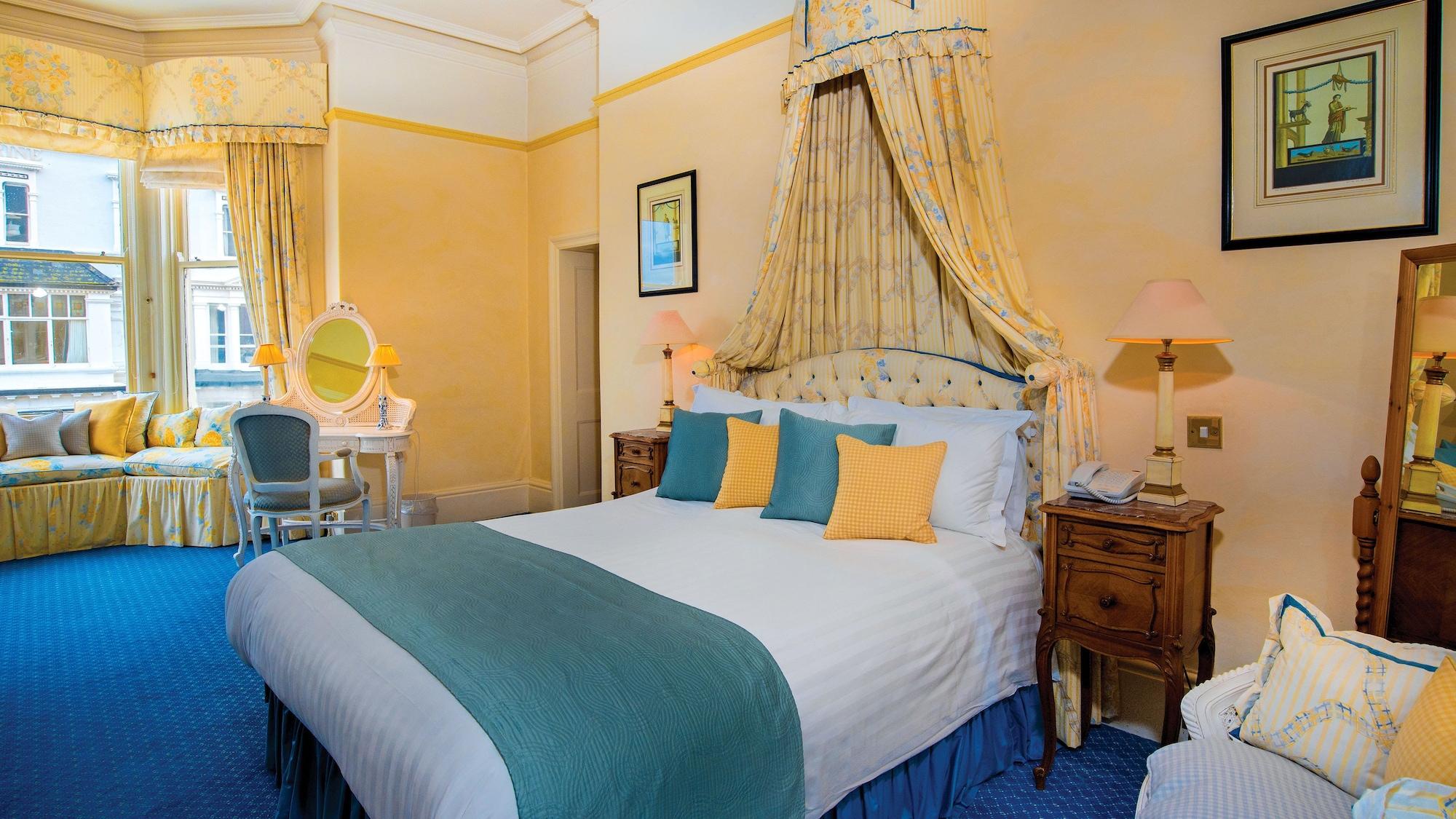 Imperial Hotel 4*